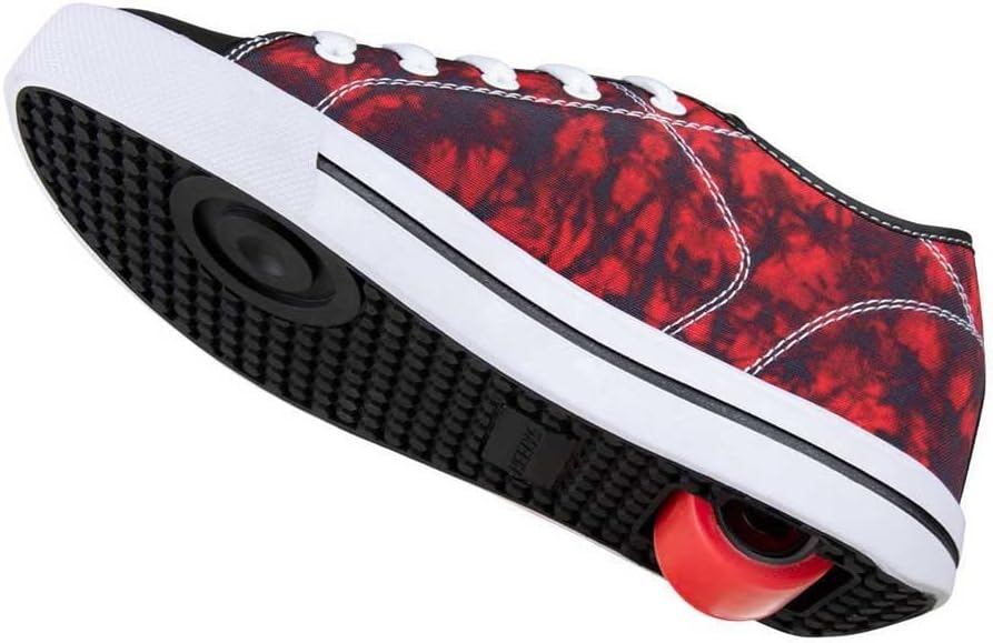 Heelys Classic's close up of the white sole and one wheel.